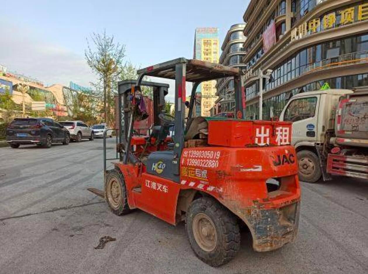 视高街道叉车现场服务实拍